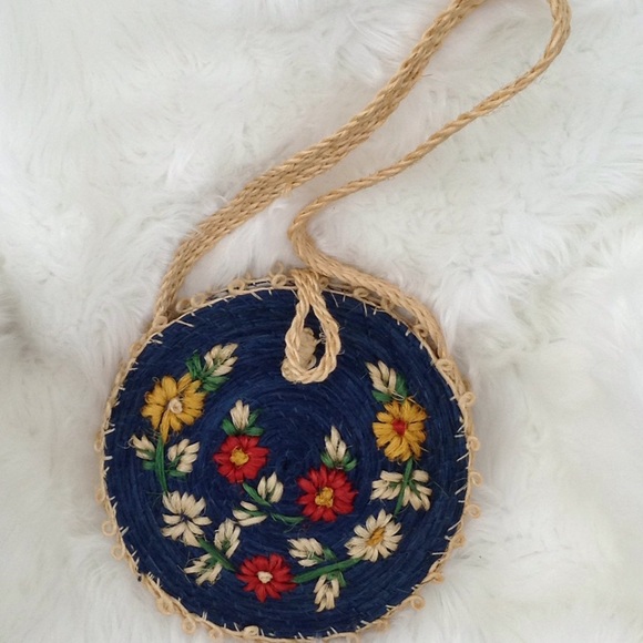 Handbags - Hand Woven Purse